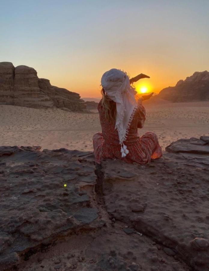 Moon City With Jeep Trips Wadi Rum Buitenkant foto