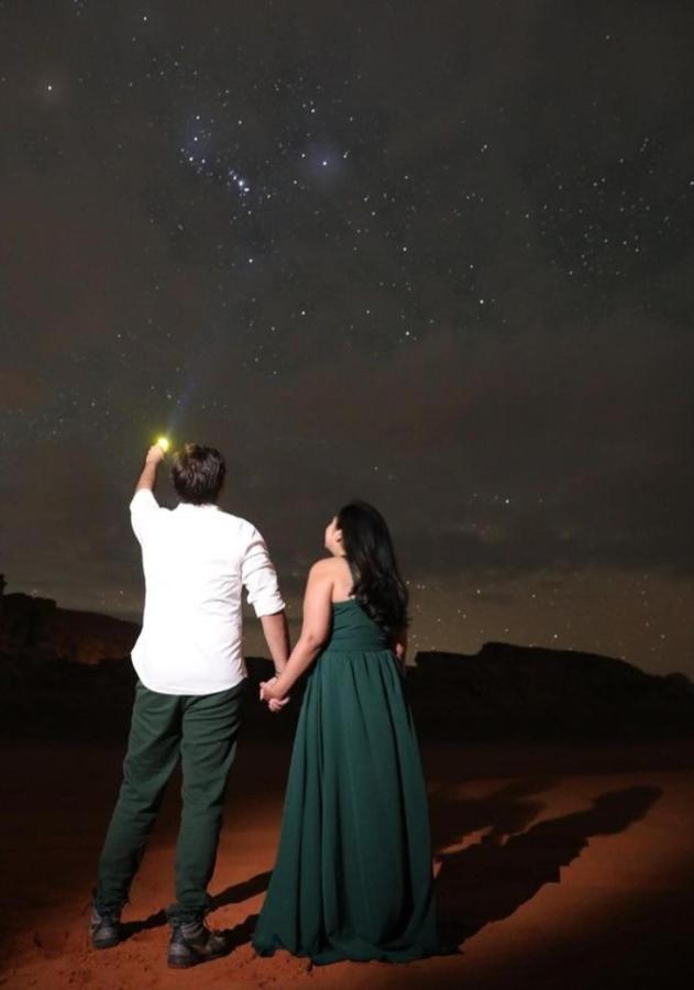 Moon City With Jeep Trips Wadi Rum Buitenkant foto