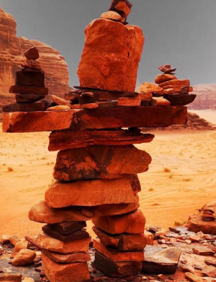 Moon City With Jeep Trips Wadi Rum Buitenkant foto