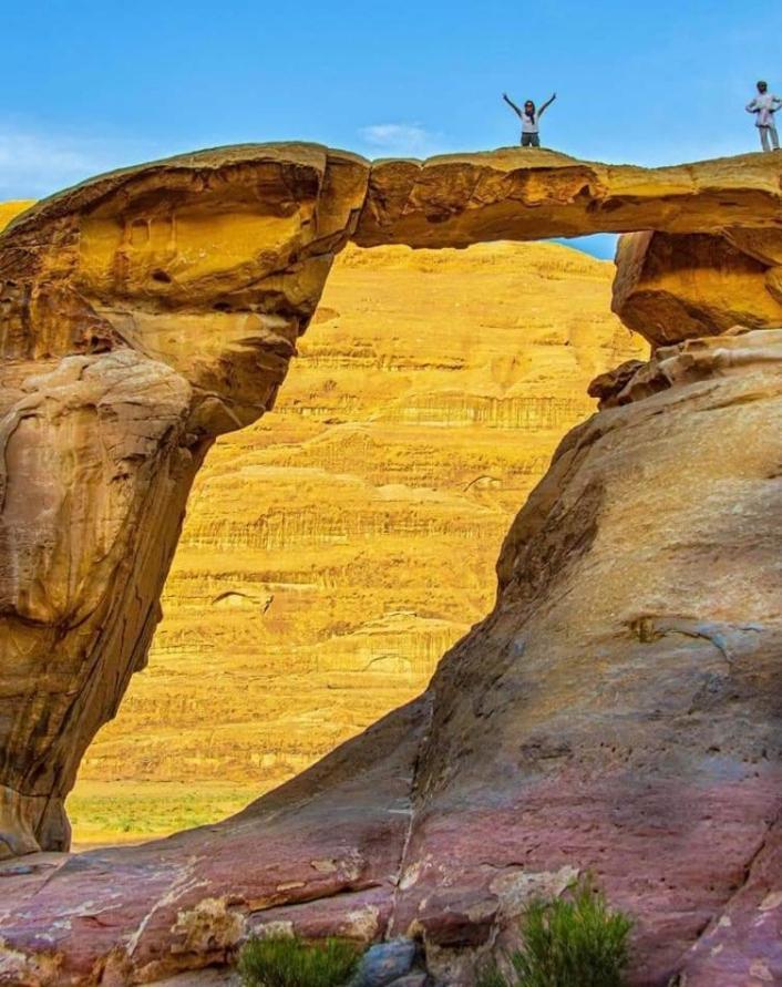 Moon City With Jeep Trips Wadi Rum Buitenkant foto